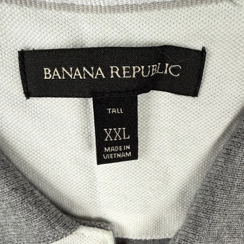 Banana Republic brand banana